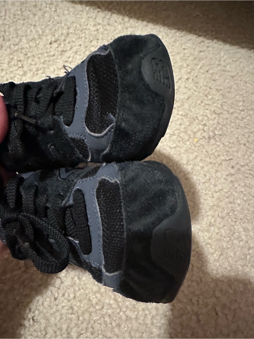 New Balance Kids Black and Dark Gray Sneakers - Picture 6 of 8
